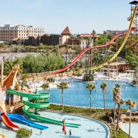 Estudio Atico Con Piscina 