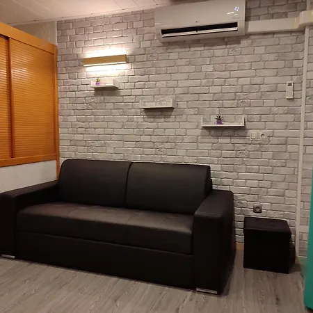 Estudio Atico Con Piscina 