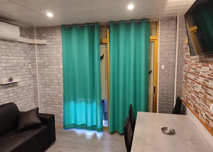 Estudio Atico Con Piscina 